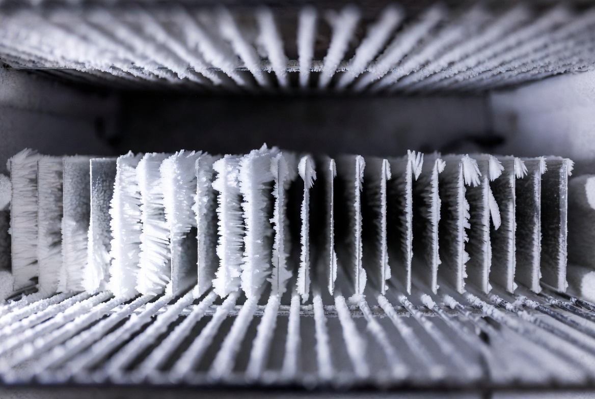 Evaporator vs Condenser Coils in Commercial Fridges 16 Evaporator Coil